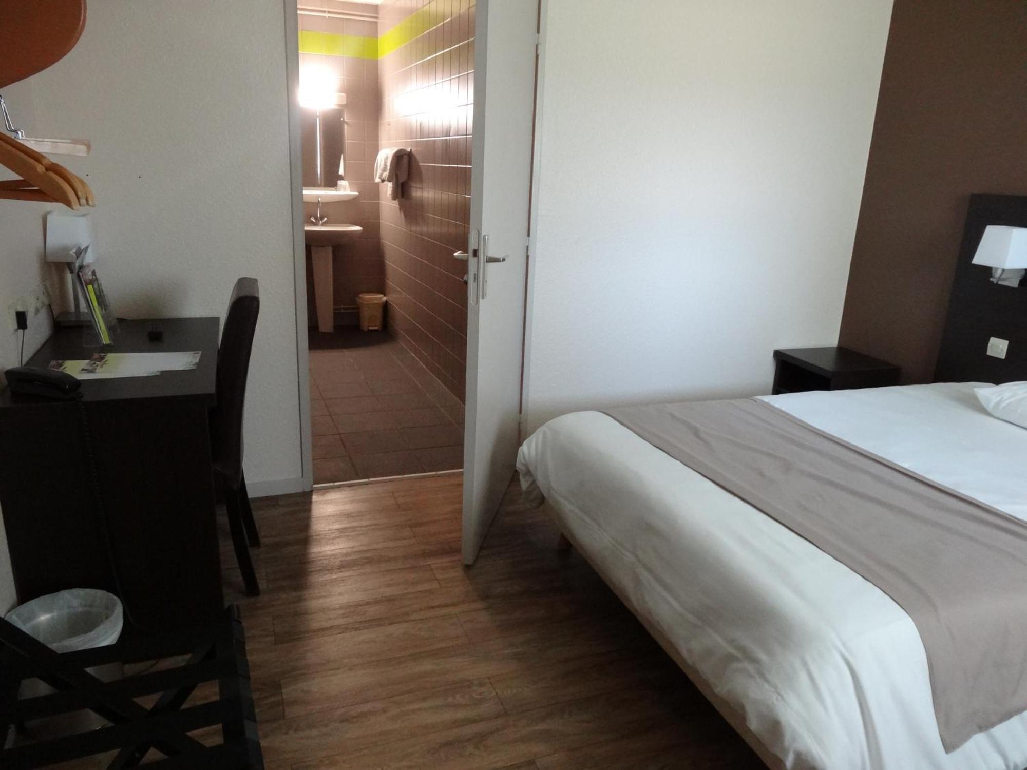 Hotel Restaurant Des Portes De Meuse Pagny-sur-Meuse Kamer foto