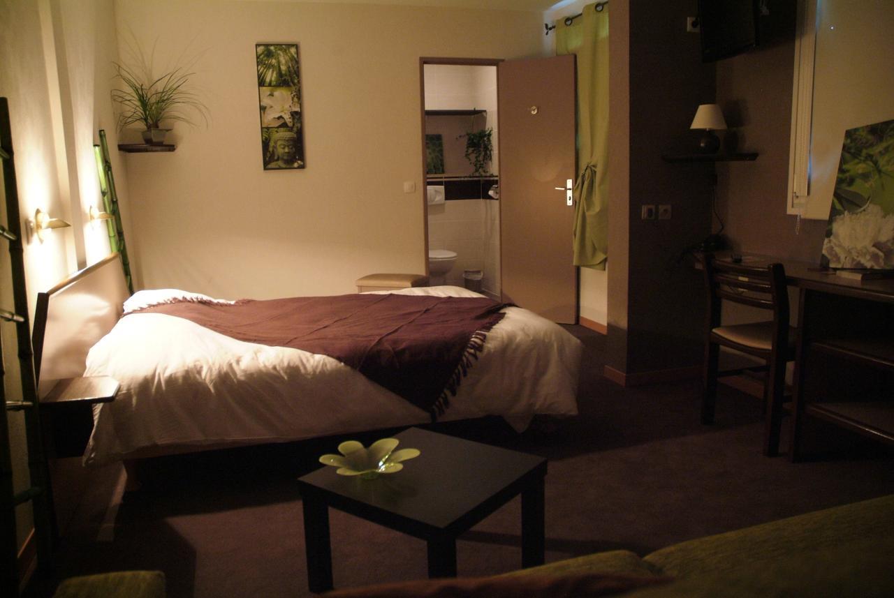 Hotel Restaurant Des Portes De Meuse Pagny-sur-Meuse Kamer foto